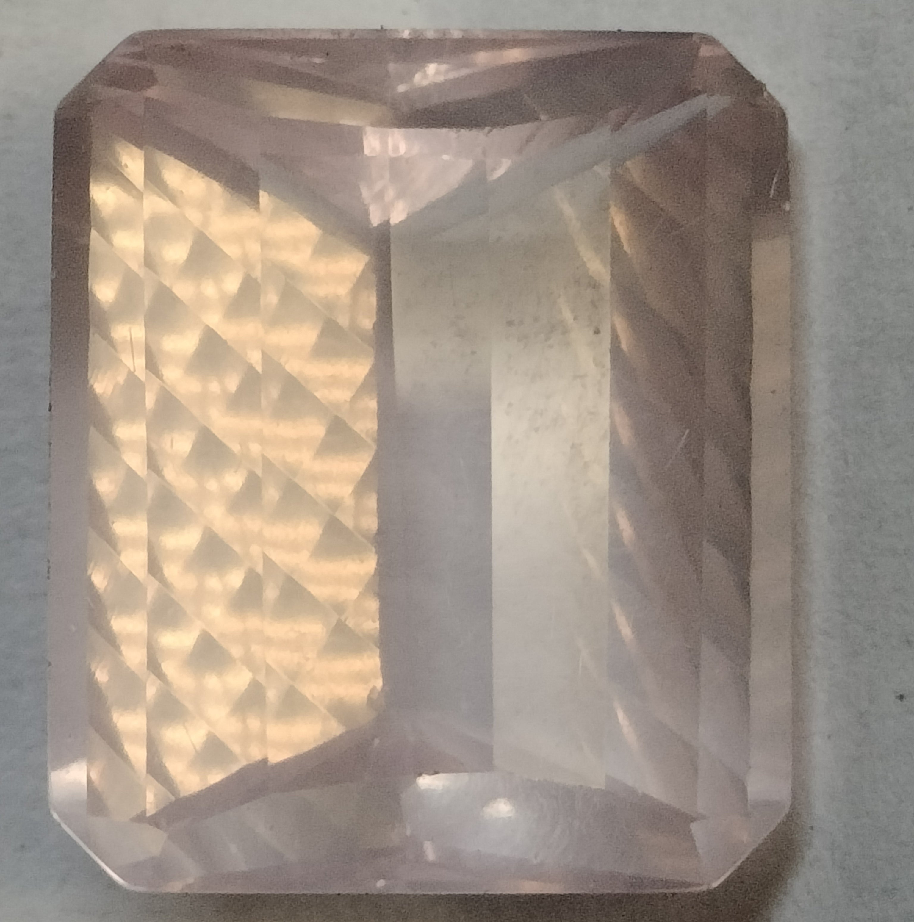 10 Carat Rose Quartz Gemstone