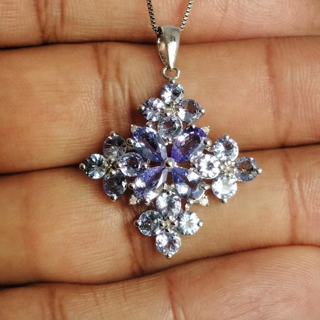 Sterling Silver Natural Tanzanite Pendant and Chain
