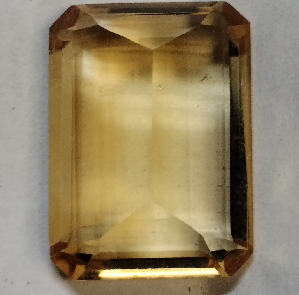 12.69 Carat Citrine Gemstone