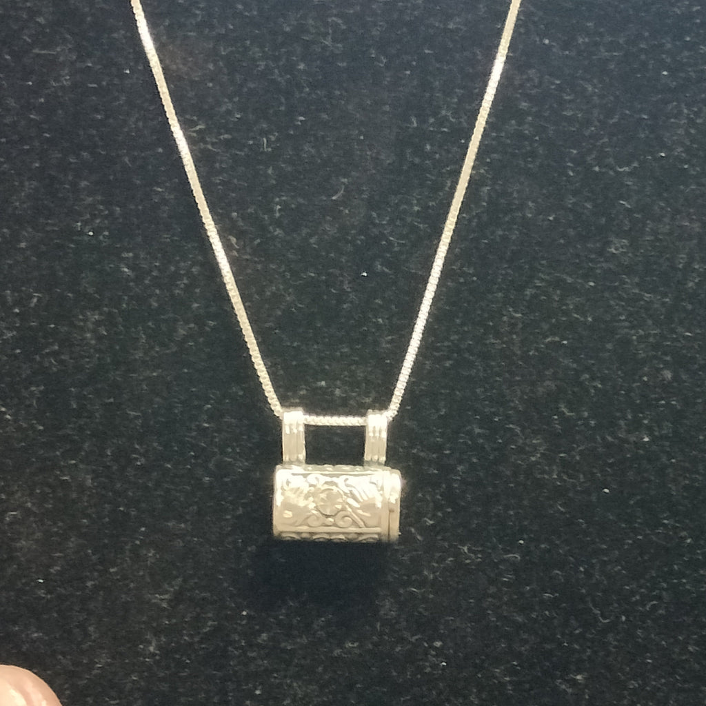 Sterling Silver Rhinestone Purse Pendant and Chain