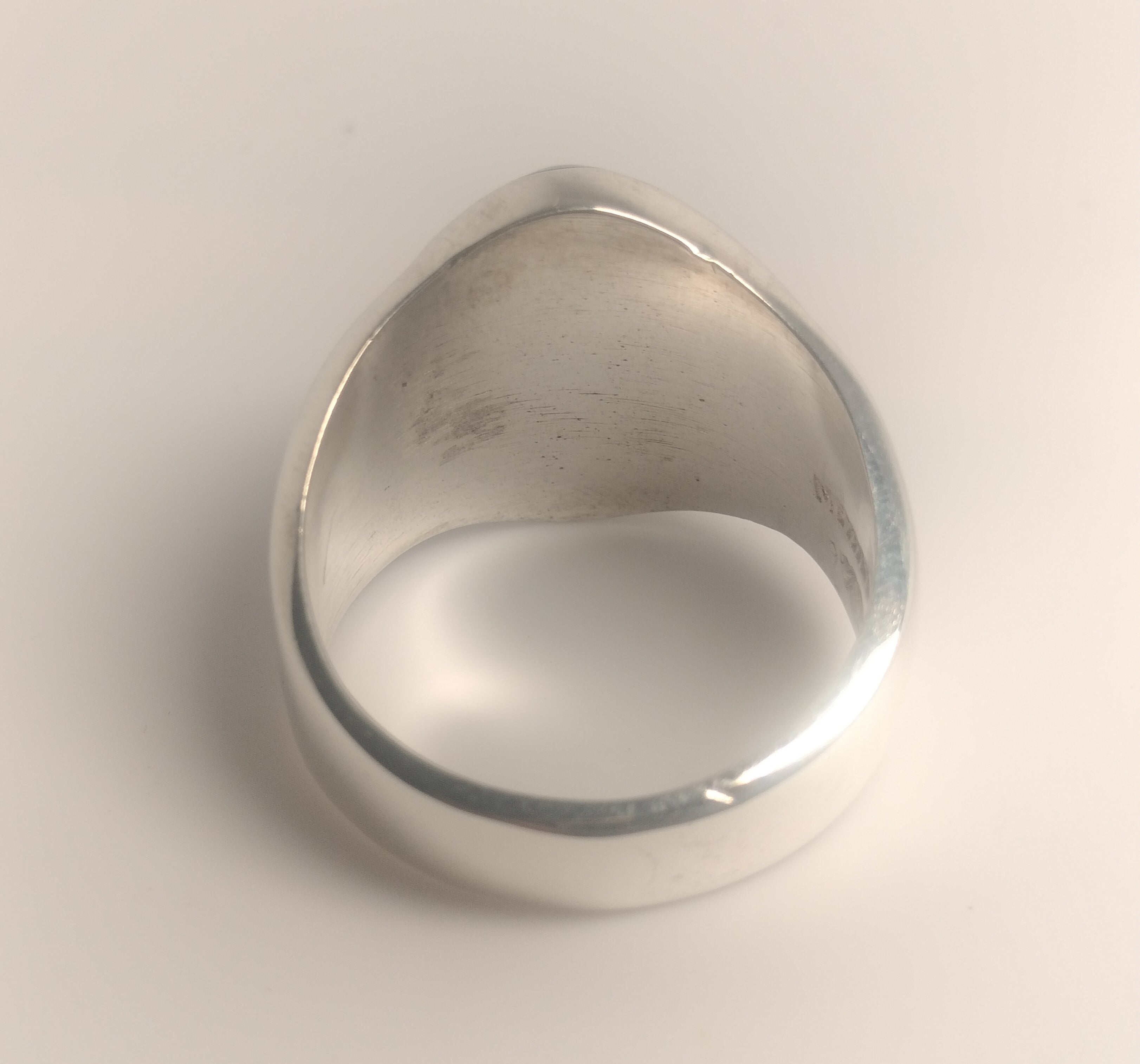 Sterling Silver Malachite and Mother of Pearl Ring