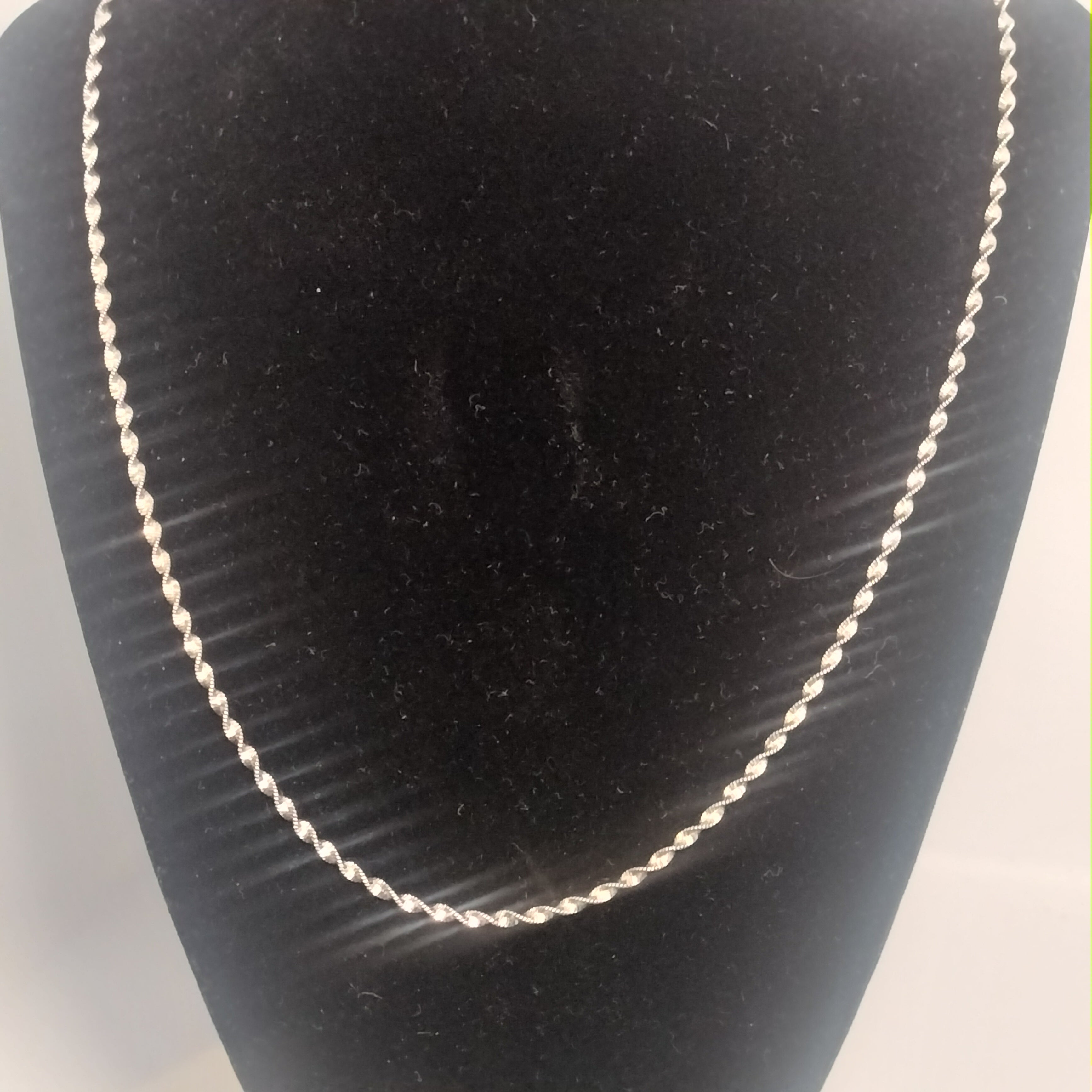 Sterling Silver Twisted herringbone Necklace