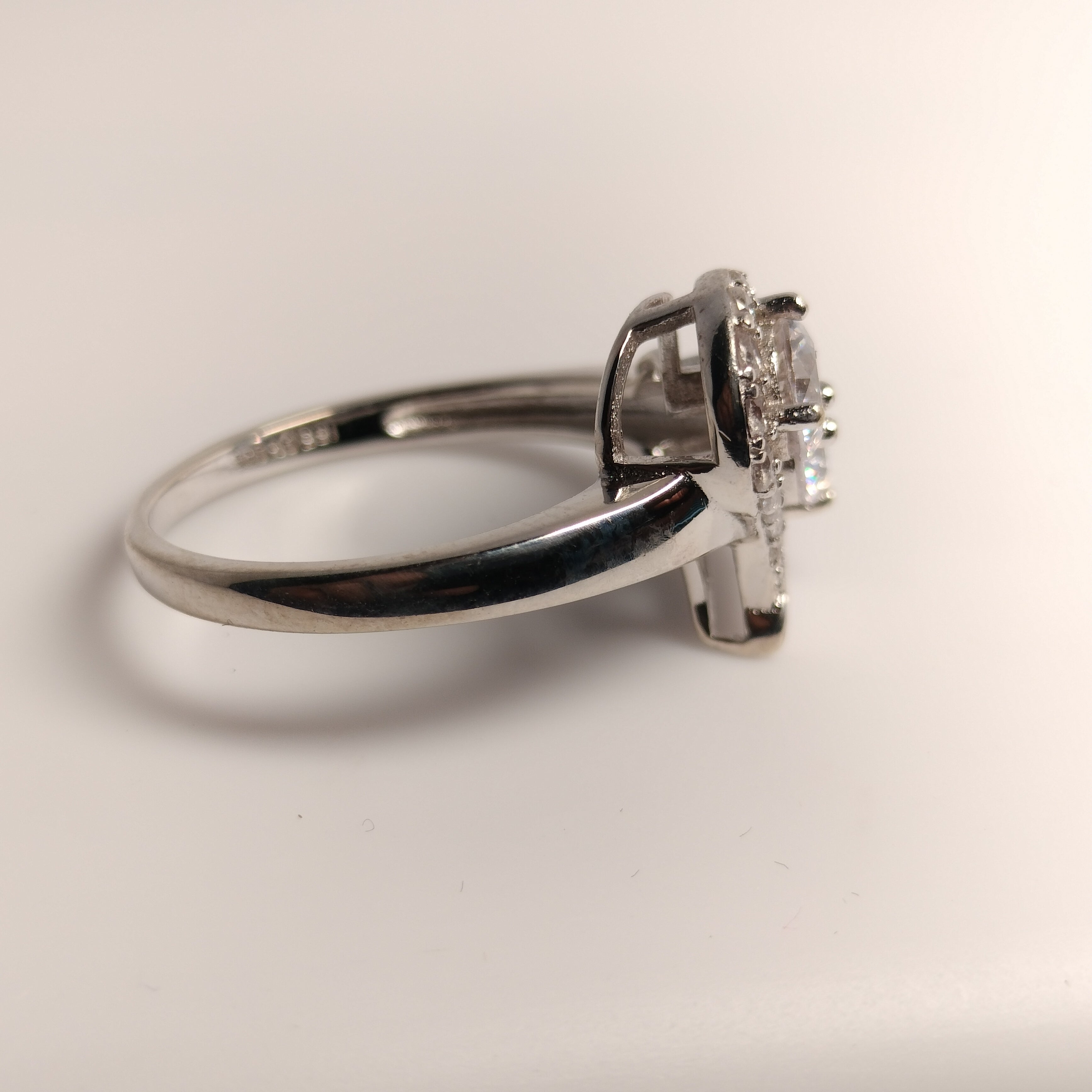 Sterling Silver Cubic Zirconia Ring