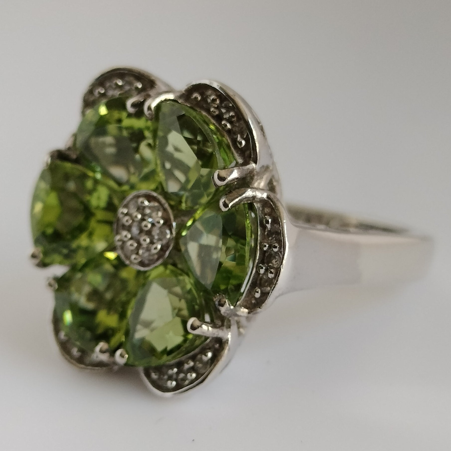 Sterling Silver Peridot Ring
