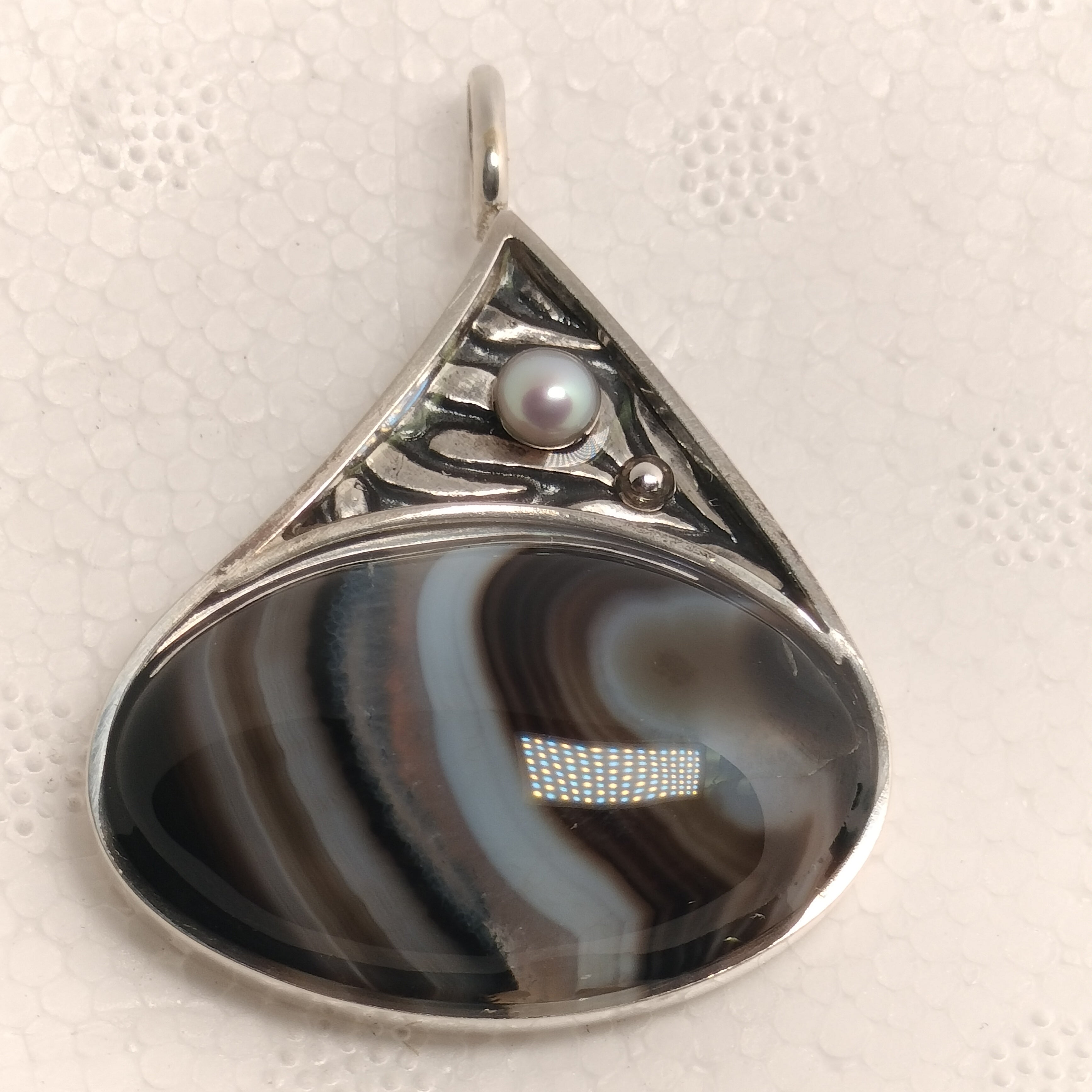 Sterling Silver Agate and Pearl Pendant