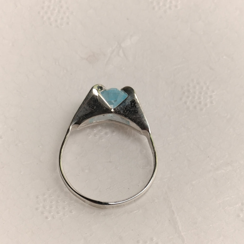 Sterling Silver Blue Topaz Ring
