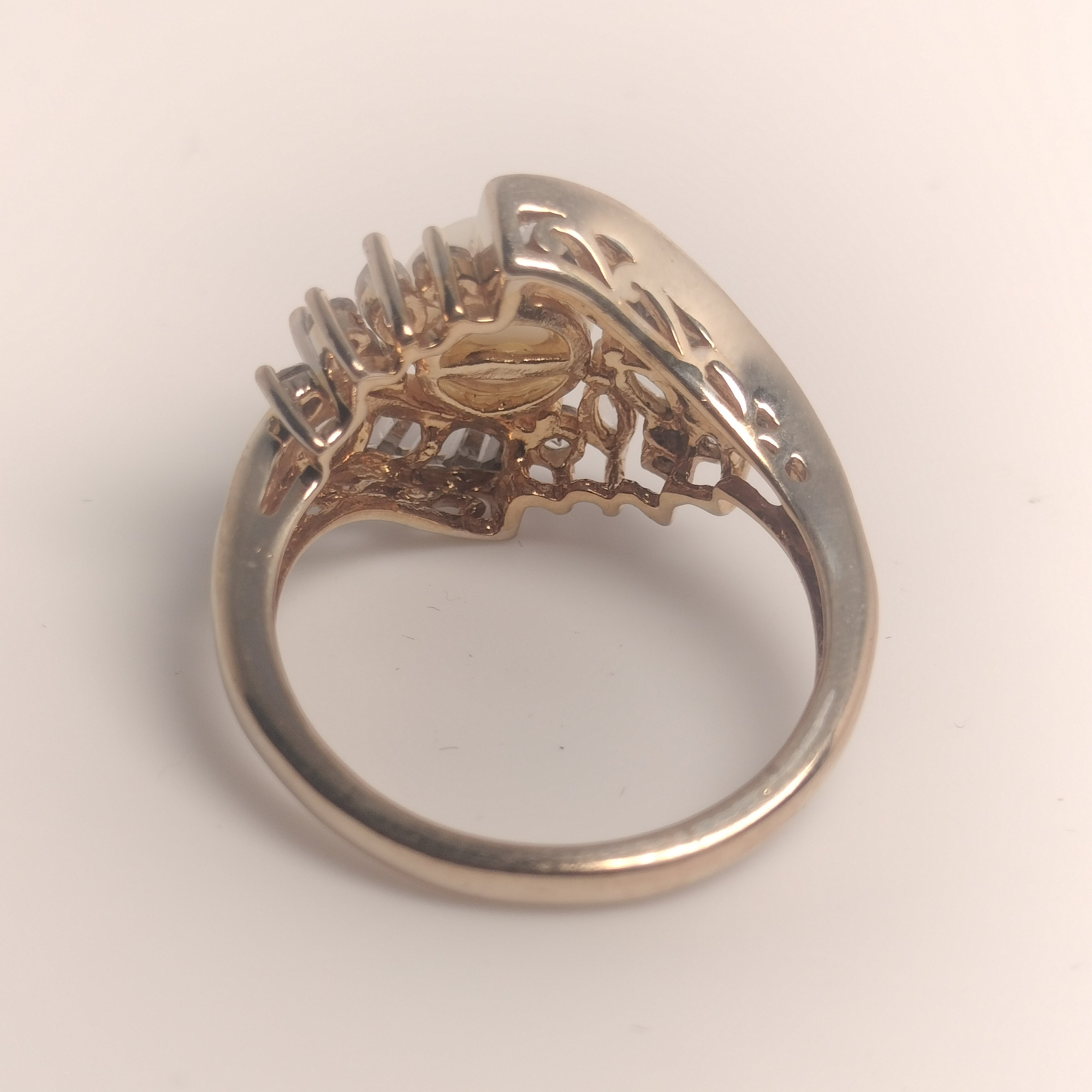Sterling Silver Pearl and Cubic Zirconia Ring
