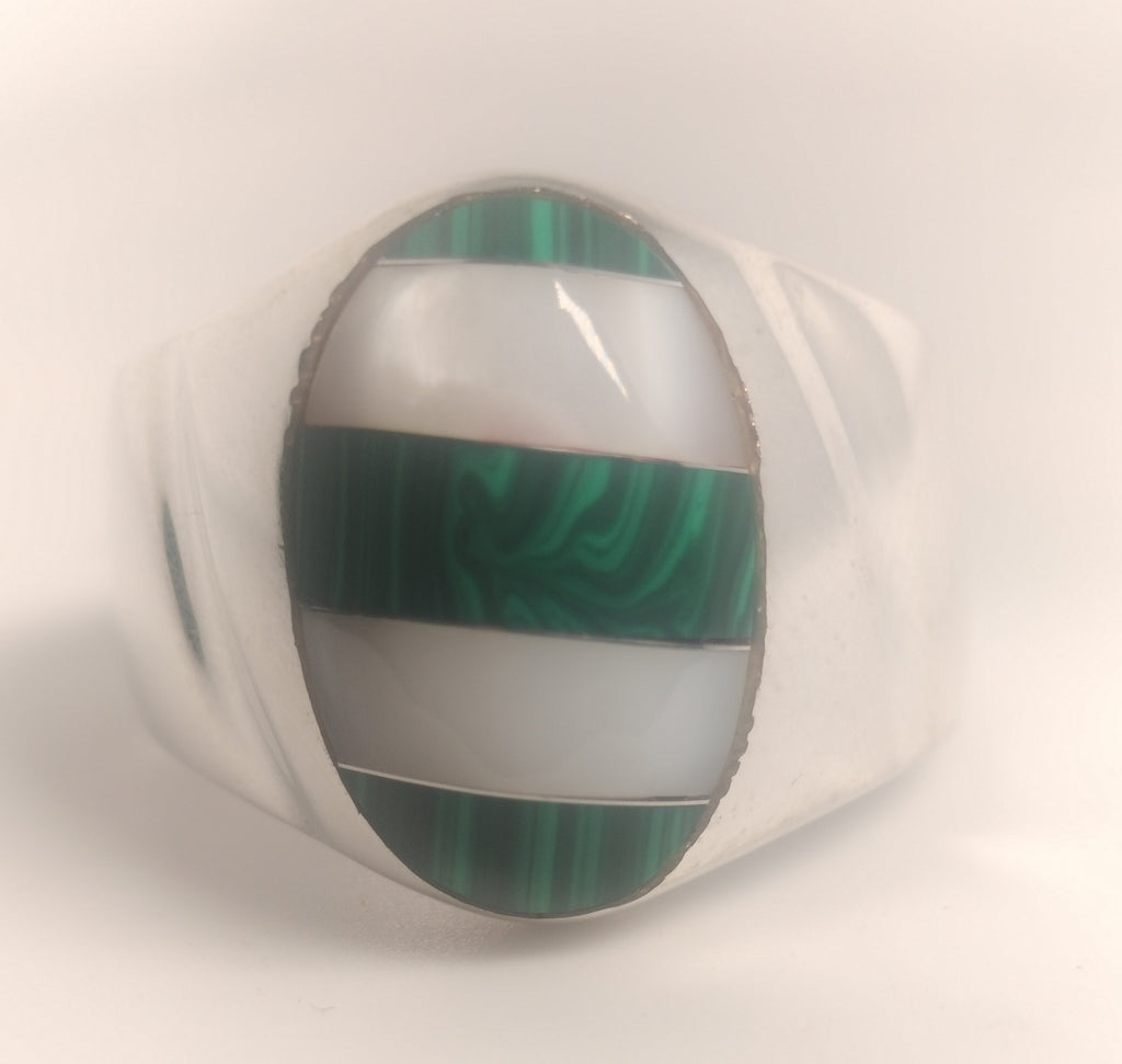 Sterling Silver Malachite and Mother of Pearl Ring