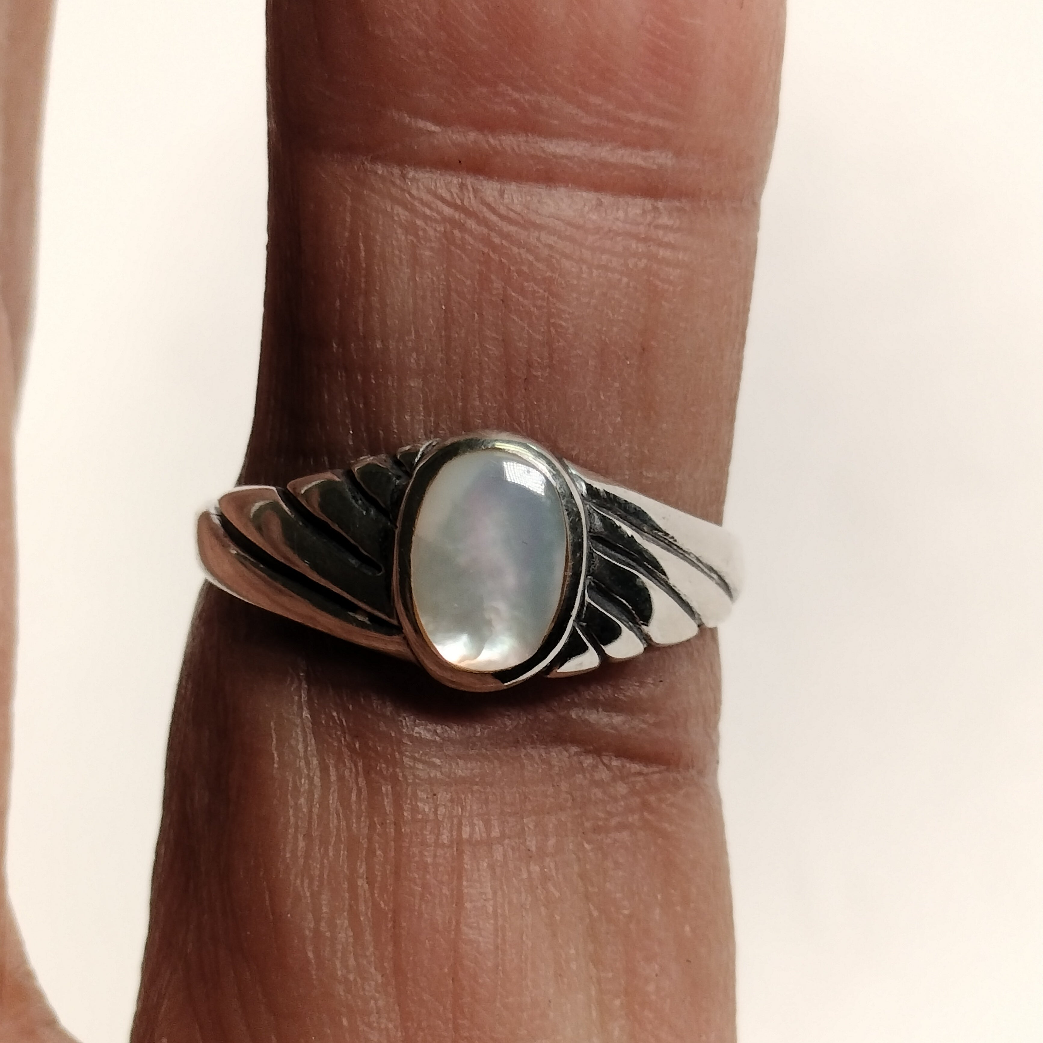 Sterling Silver Mother Of Pearl Ring