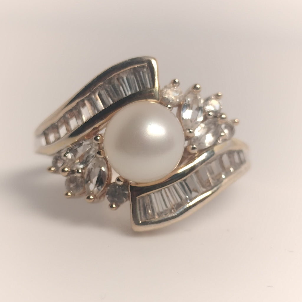 Sterling Silver Pearl and Cubic Zirconia Ring