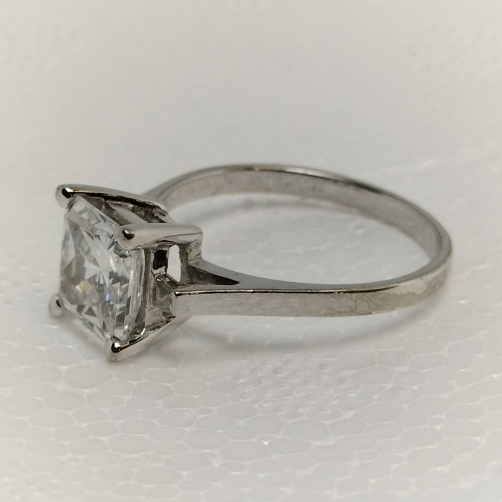 Sterling Silver Cubic Zirconia Ring
